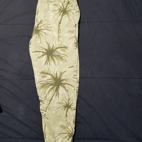 Z supply palm tree jogger - Picture 2 of 6
